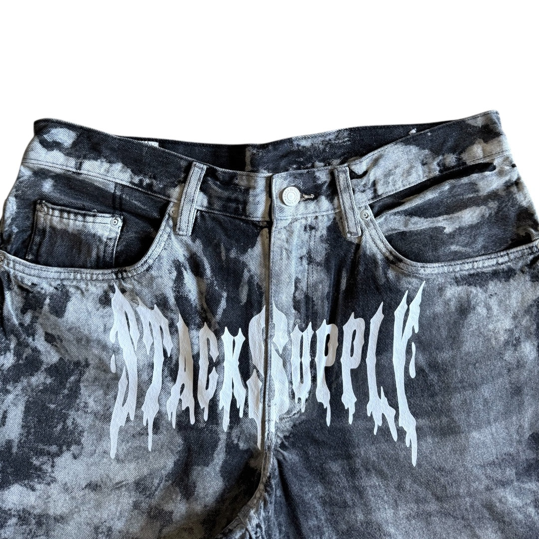 BLACKOUT BLEACHED SHORTS