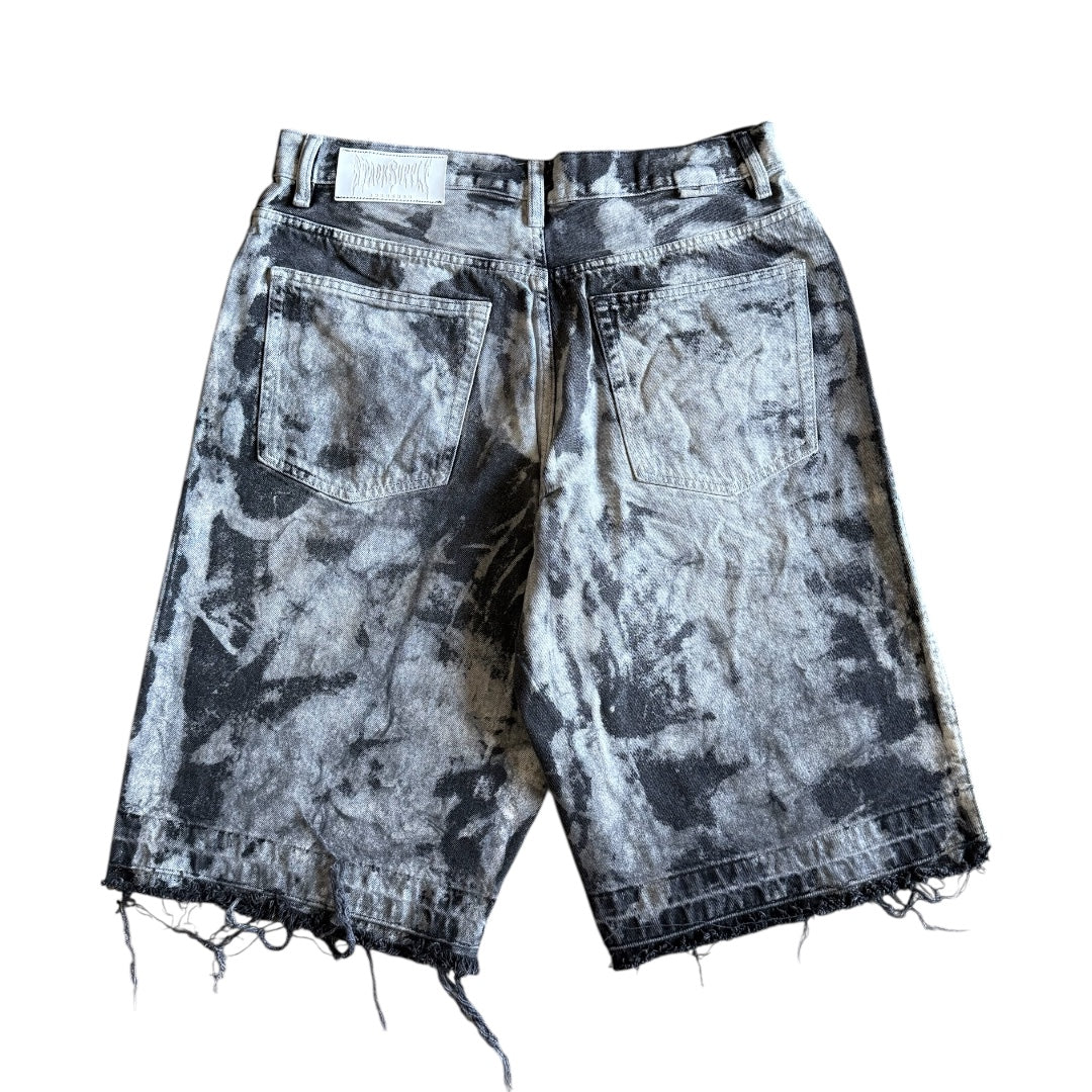 BLACKOUT BLEACHED SHORTS