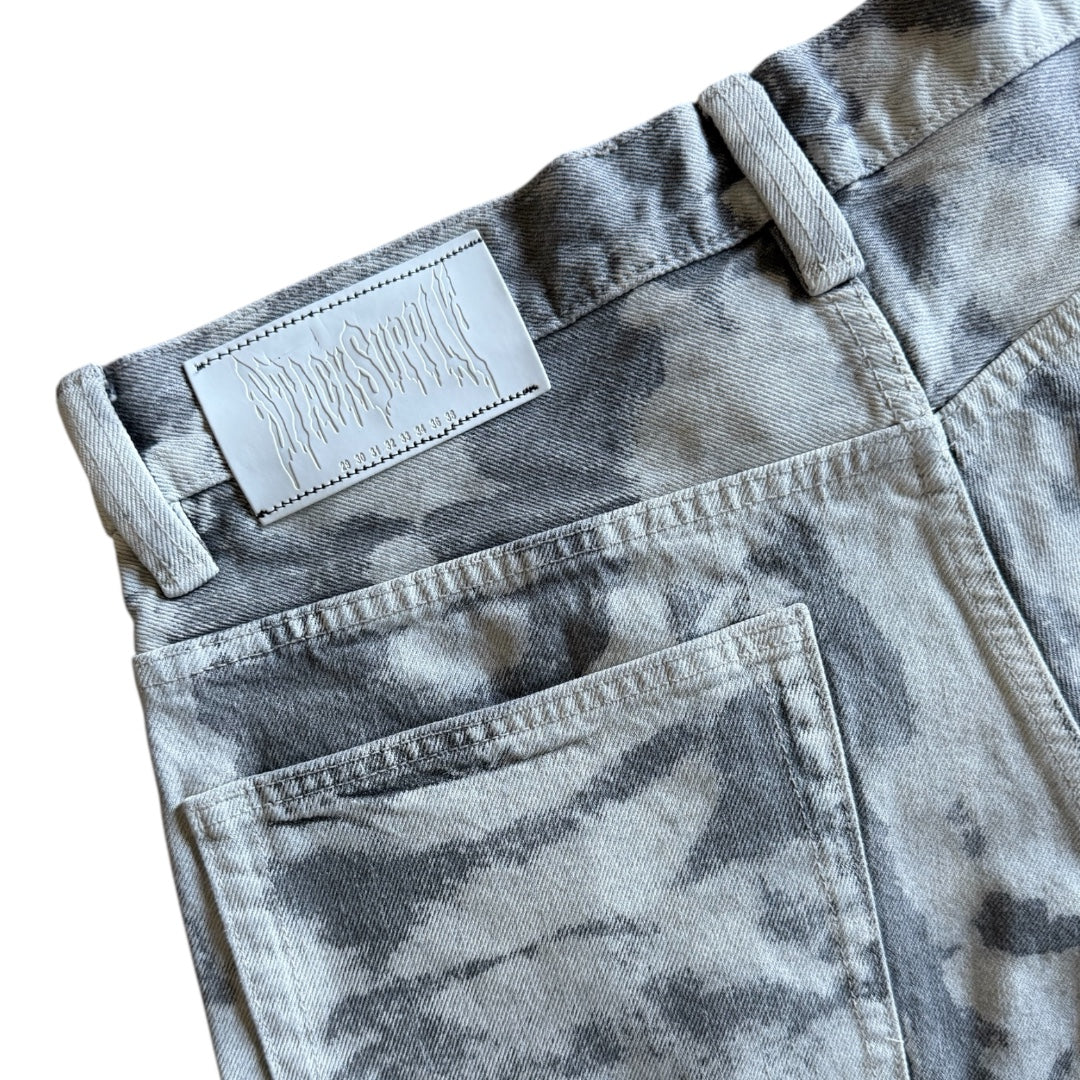 BLEACH BURN JORTS