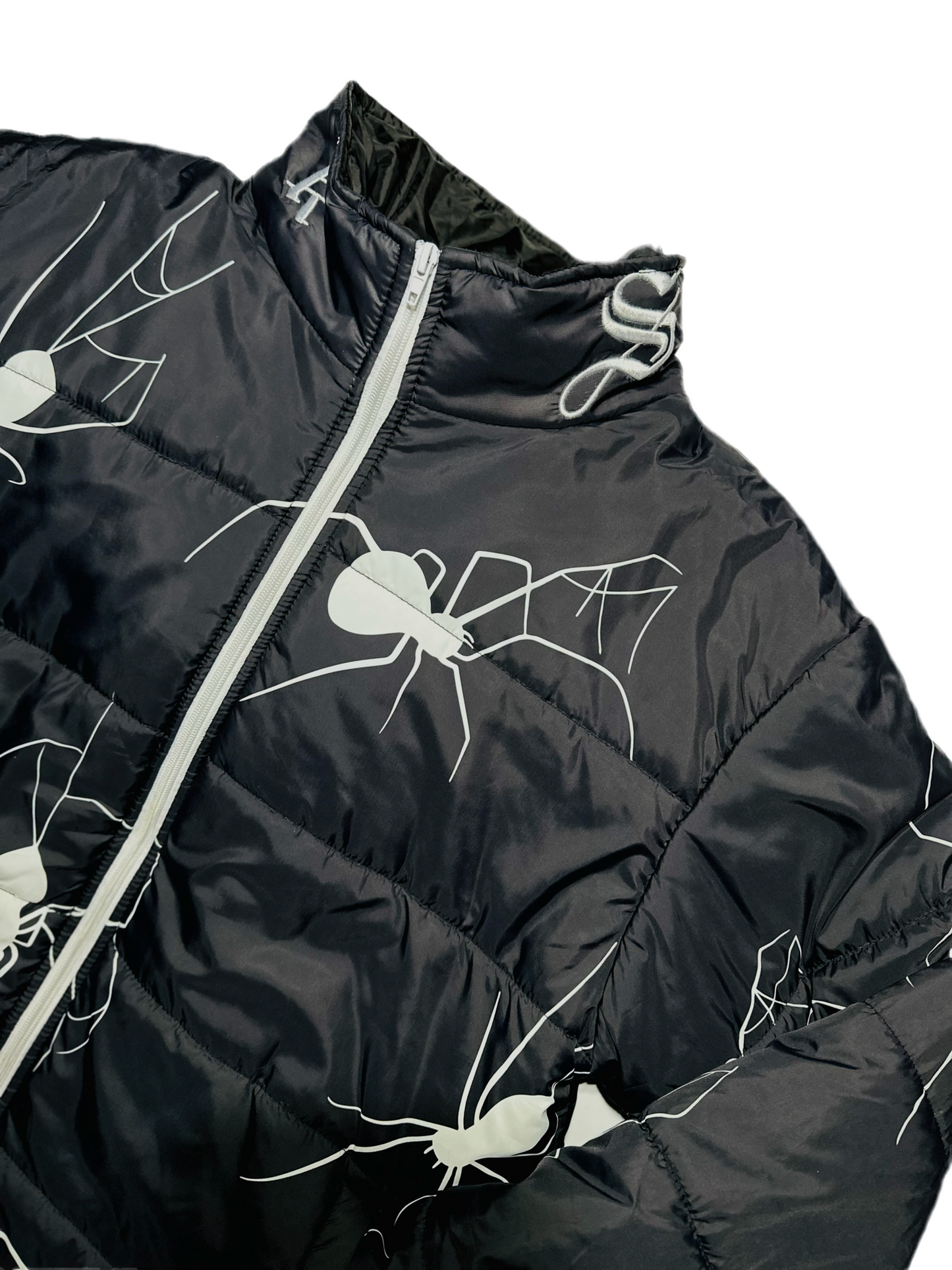 BLACK SPIDER PUFFER JACKET