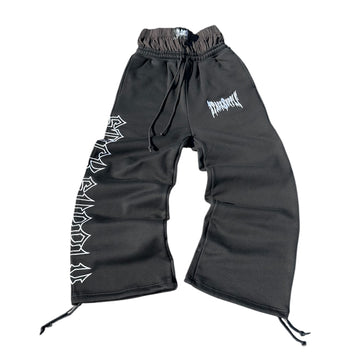 BLACK EDGY BOXER SWEATS
