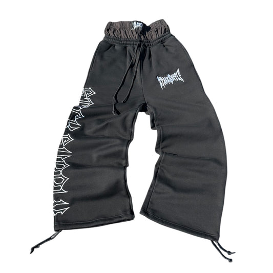 BLACK EDGY BOXER SWEATS